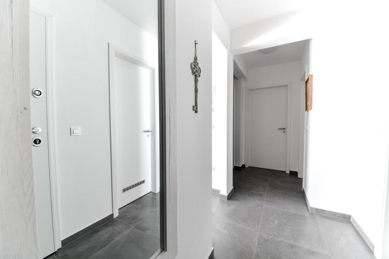 Spacious Apartment Nero With Free Parking Zadar Luaran gambar