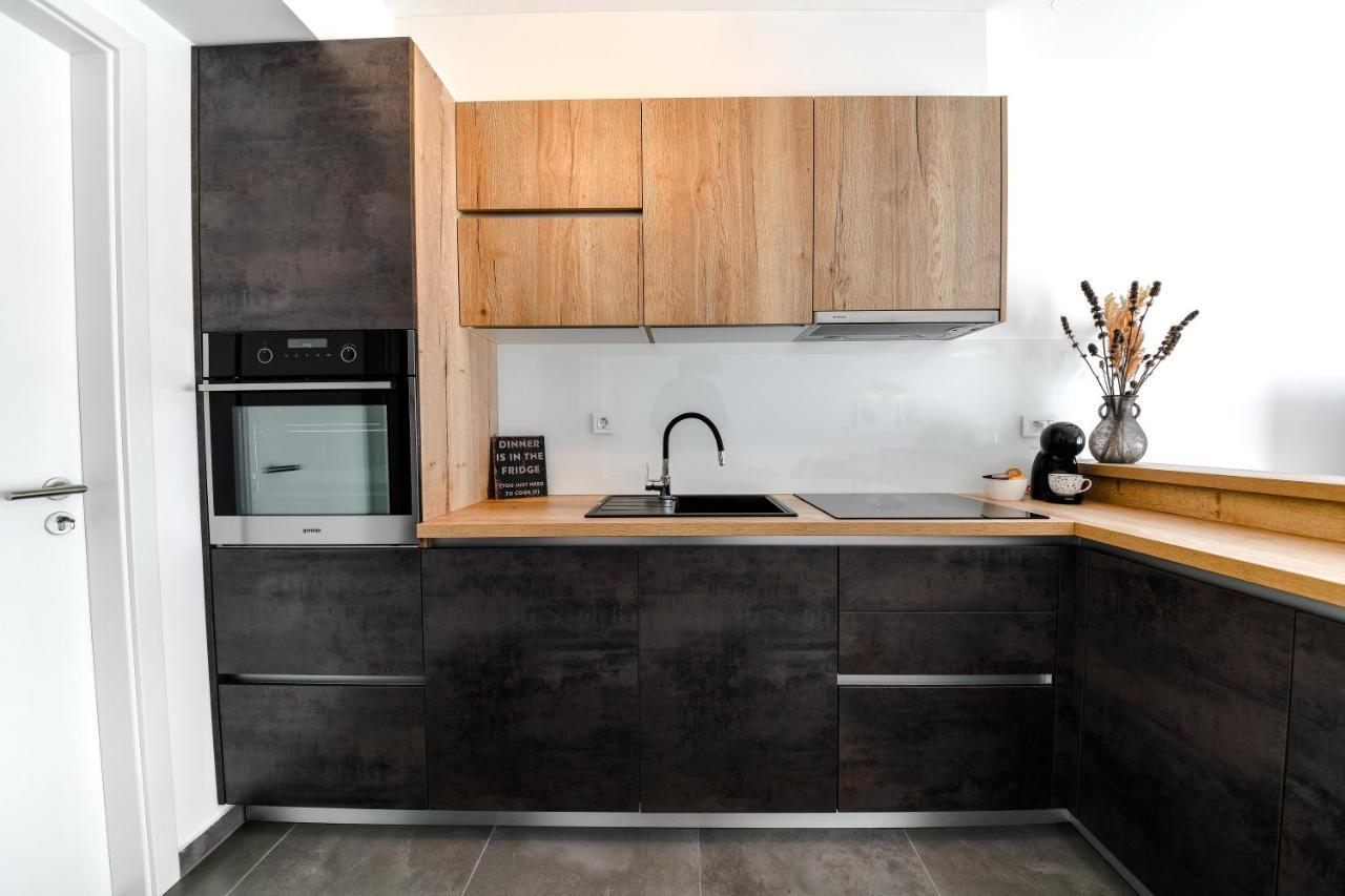 Spacious Apartment Nero With Free Parking Zadar Luaran gambar